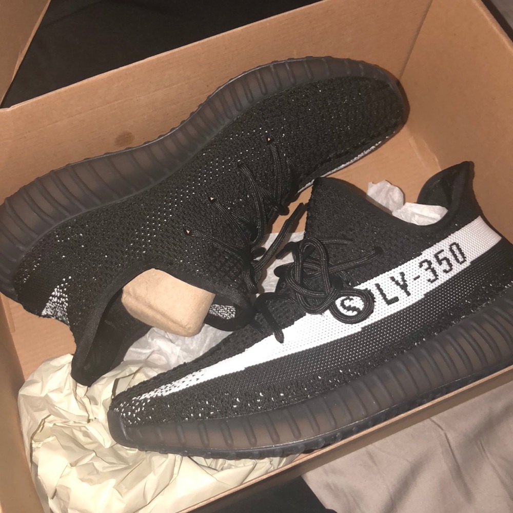 Black yeezy boost